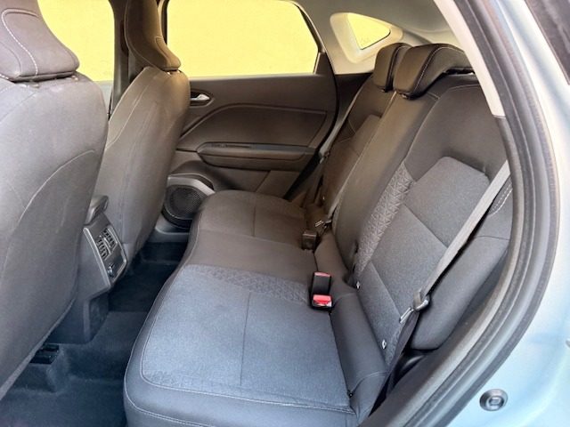 RENAULT Captur usata, con Autoradio