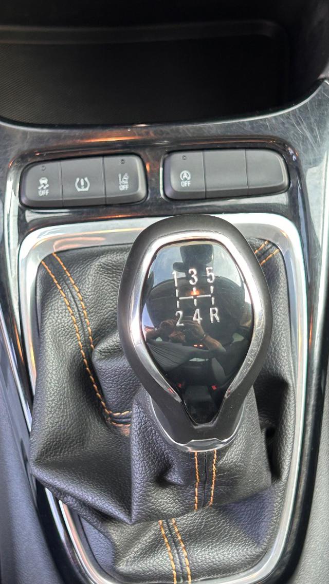 OPEL Crossland X usata, con Specchietti laterali elettrici