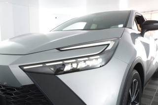 TOYOTA C-HR usata 12