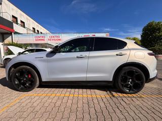 ALFA ROMEO Stelvio usata, con Alzacristalli elettrici