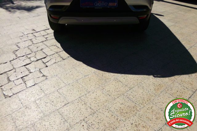 RENAULT Captur usata, con Isofix