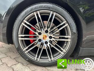 PORSCHE Panamera usata, con Bracciolo