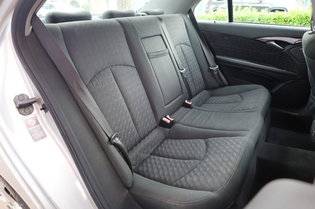 MERCEDES-BENZ E 220 usata 51