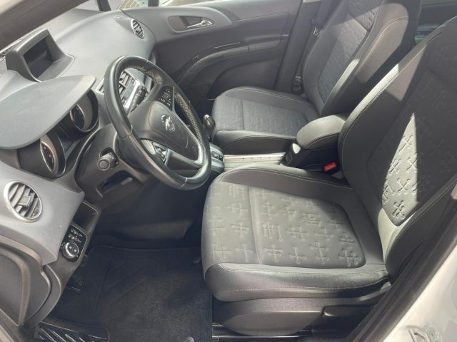 OPEL Meriva usata, con Controllo automatico clima