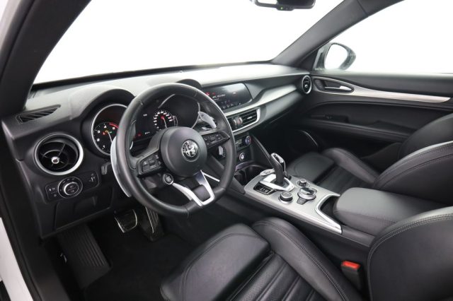 ALFA ROMEO Stelvio usata 1