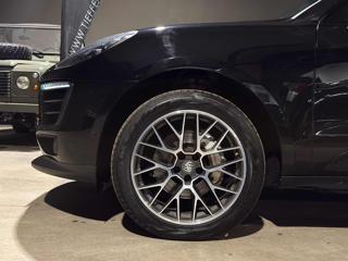 PORSCHE Macan usata, con Boardcomputer