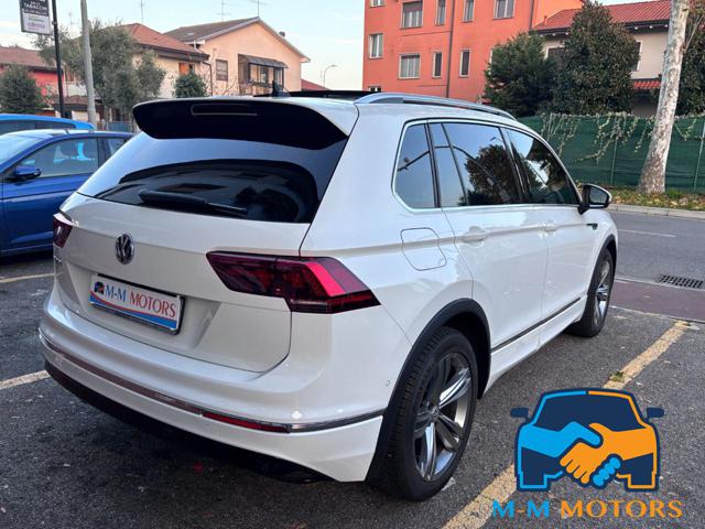 VOLKSWAGEN Tiguan usata, con Autoradio