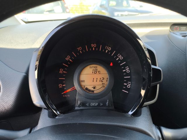 TOYOTA Aygo usata 13