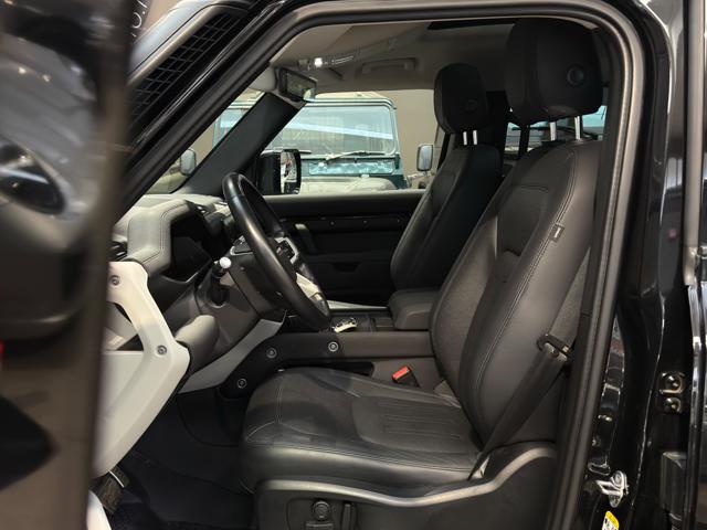 LAND ROVER Defender usata, con Boardcomputer