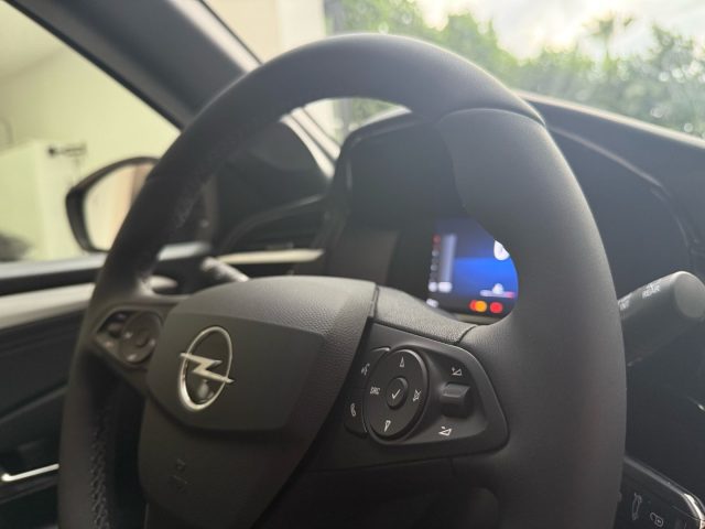 OPEL Corsa usata, con Cruise Control