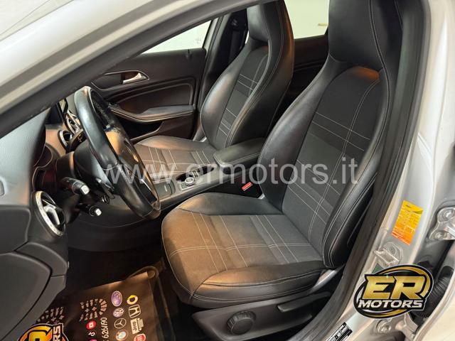 MERCEDES-BENZ GLA 220 usata, con Lettore CD