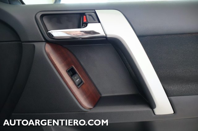 TOYOTA Land Cruiser usata, con Vivavoce