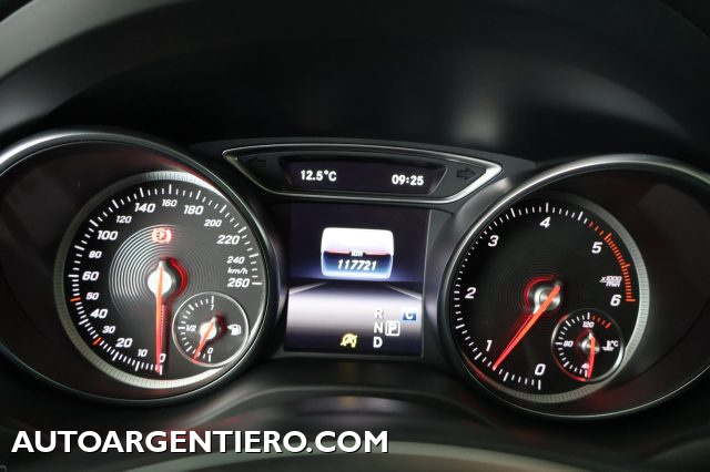 MERCEDES-BENZ GLA 200 usata, con ESP