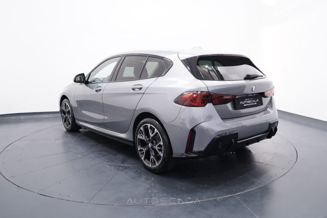 BMW 118 usata, con Bluetooth