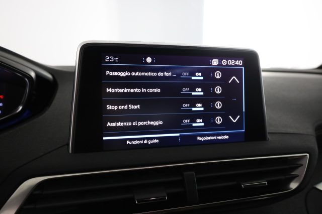 PEUGEOT 3008 usata 10
