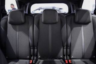 PEUGEOT 5008 usata, con Autoradio digitale