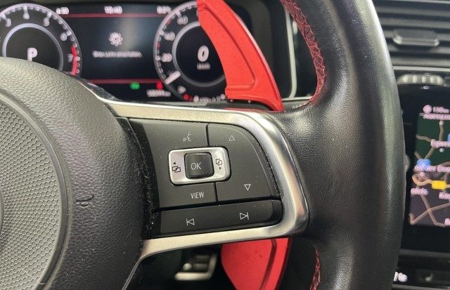 VOLKSWAGEN Golf GTI usata, con Frenata d