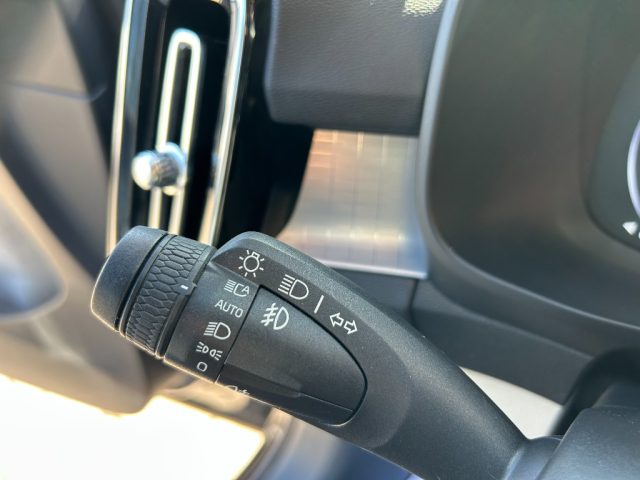 VOLVO XC40 usata, con Servosterzo