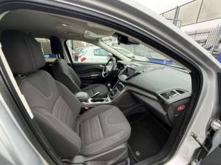 FORD Kuga usata, con Boardcomputer