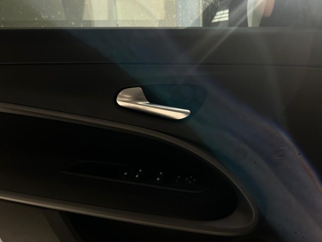 JEEP Avenger usata, con Lettore CD