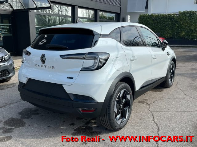 RENAULT Captur usata, con Airbag