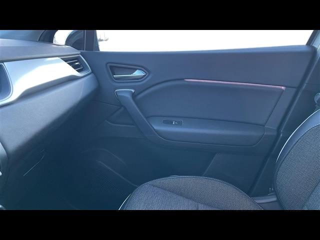 RENAULT Captur usata, con USB