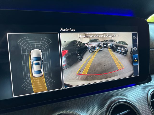 MERCEDES-BENZ E 220 usata, con Park Distance Control