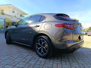ALFA ROMEO Stelvio usata, con Autoradio