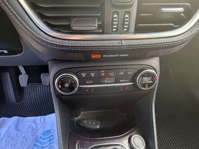 FORD Fiesta usata, con Servosterzo