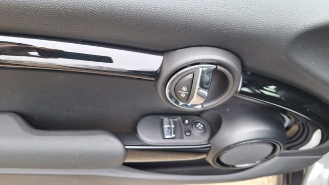 MINI Cooper SE usata, con Interni in pelle
