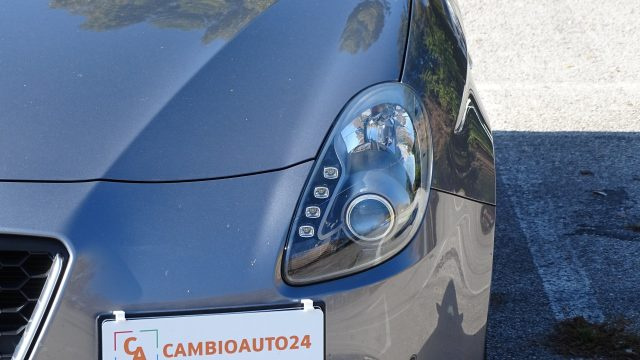 ALFA ROMEO Giulietta usata, con Volante multifunzione