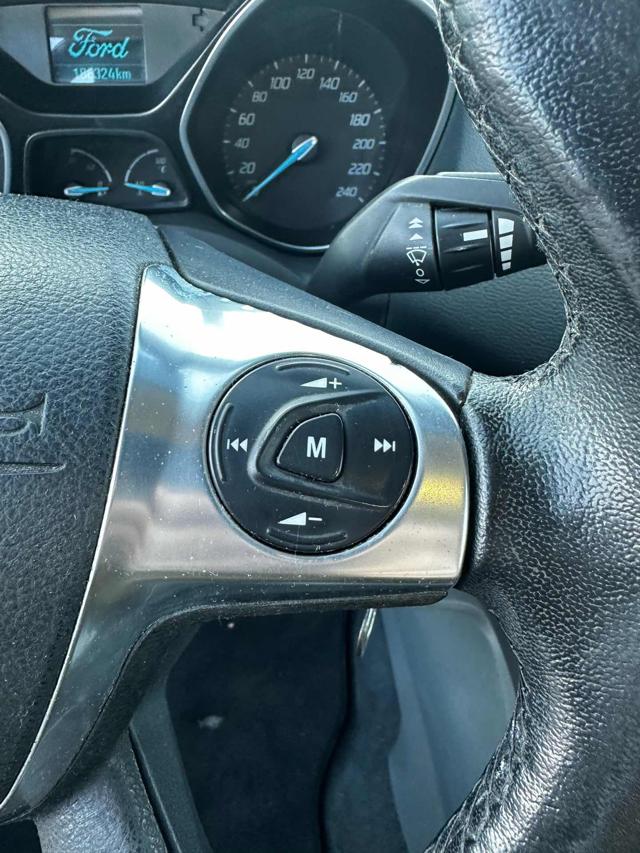 FORD C-Max usata, con Volante multifunzione