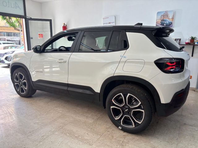 JEEP Avenger usata, con Alzacristalli elettrici
