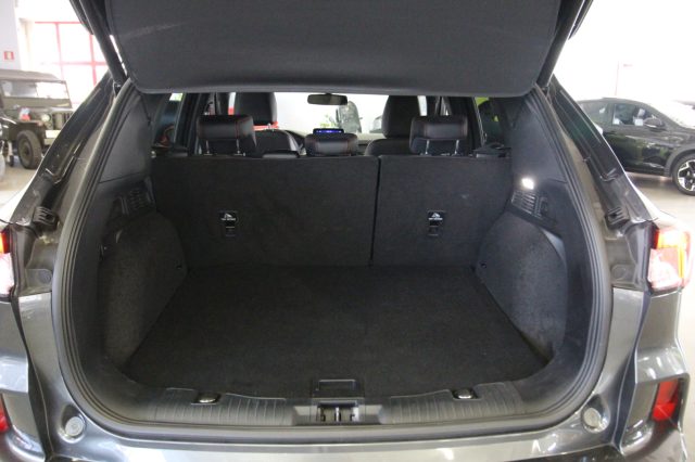 FORD Kuga usata, con Sedile posteriore sdoppiato