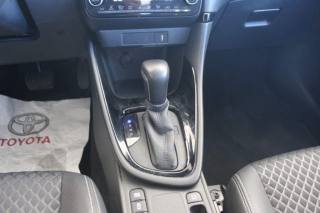 TOYOTA Yaris usata, con Autoradio digitale