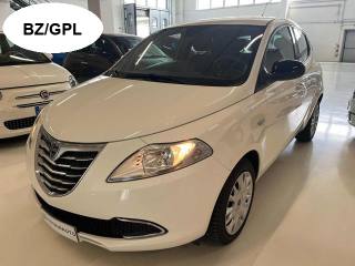 LANCIA Ypsilon 1.2 69 CV 5 porte GPL Ecochic Gold
