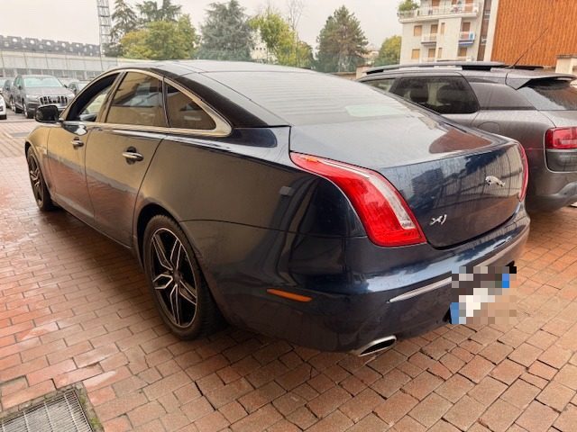 JAGUAR XJ usata, con Cerchi in lega