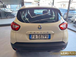 RENAULT Captur usata, con Autoradio