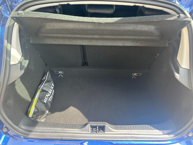 RENAULT Clio usata, con Autoradio digitale