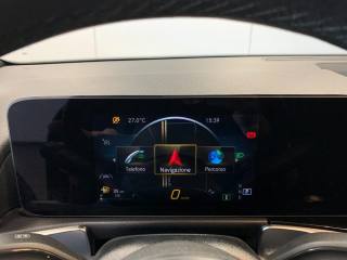 MERCEDES-BENZ GLB 180 usata, con Chiusura centralizzata telecomandata