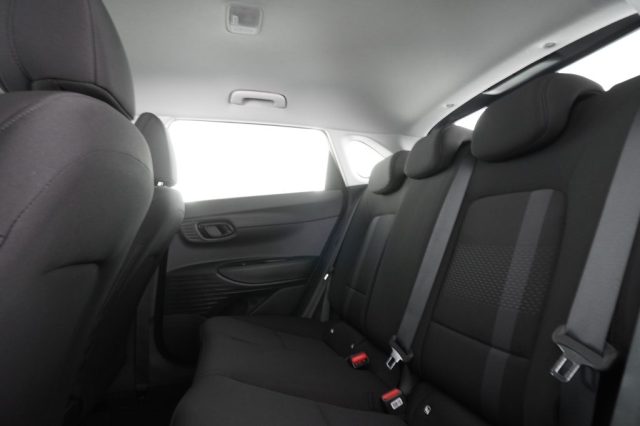 HYUNDAI i20 usata 10