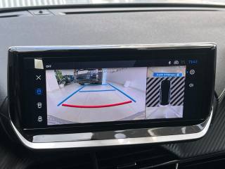 PEUGEOT 208 usata, con Luci diurne LED