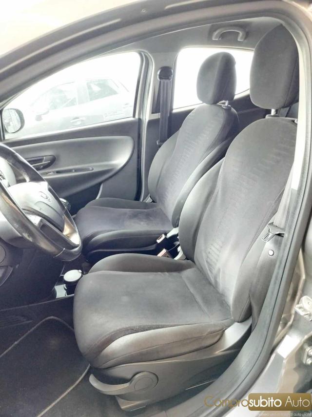 LANCIA Ypsilon usata, con Servosterzo