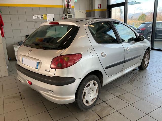 PEUGEOT 206 usata, con Airbag