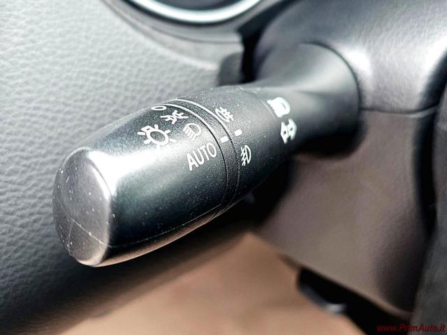 NISSAN Qashqai usata, con USB