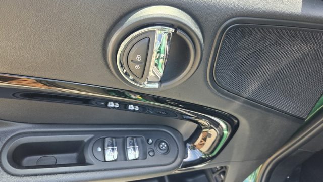 MINI Countryman usata, con Fendinebbia