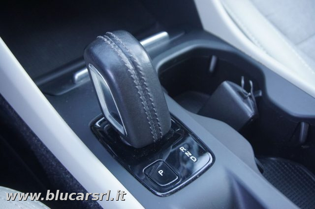 VOLVO XC40 usata, con Sensori di parcheggio posteriori