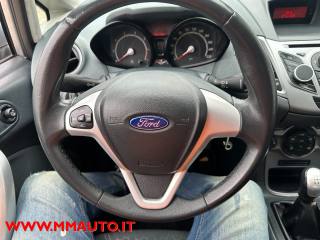 FORD Fiesta usata, con MP3