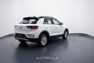 VOLKSWAGEN T-Roc usata, con Cerchi in lega