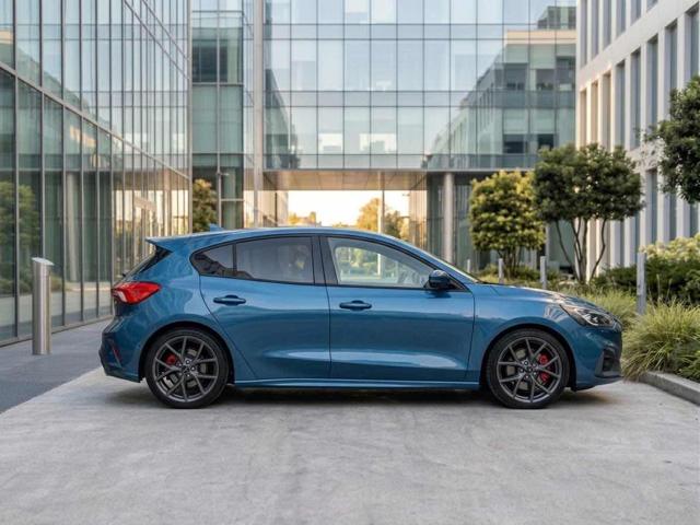 FORD Focus usata, con Alzacristalli elettrici